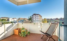 Lucilla Home - Apt Con Wifi Nel Cuore Di Udine